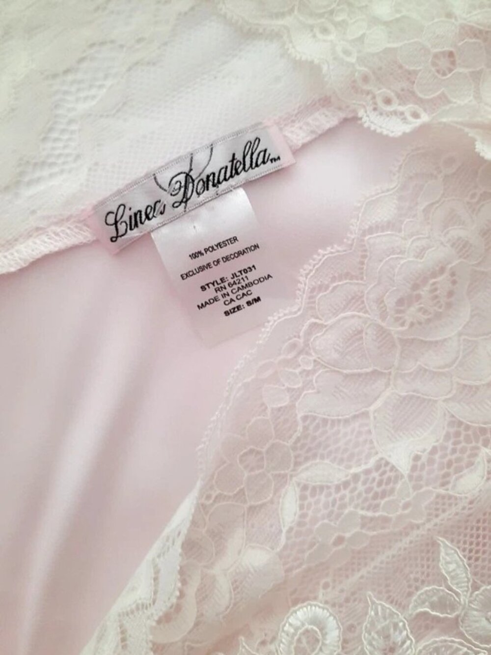 Linea Donatella Light Pink Satin Robe Lace Applique Attached Belt Size S/M NWT - Picture 4 of 10
